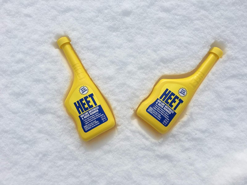 HEET Water Remover & Premium Gas Line Antifreeze, Removes Water from Fuel System, Prevents Gas-line Freezing, Winter Fuel Additive for Fast Cold Weather Starts, 12 fl. oz. - Image 3